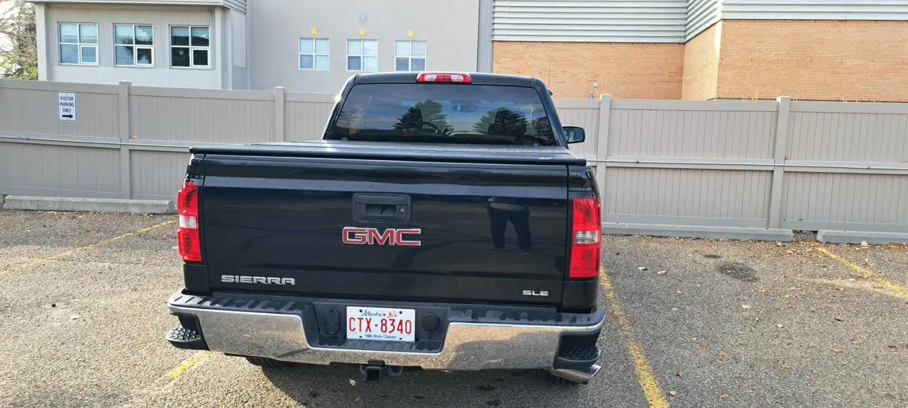 GMC Sierra 1500 photo GMC Sierra 1500