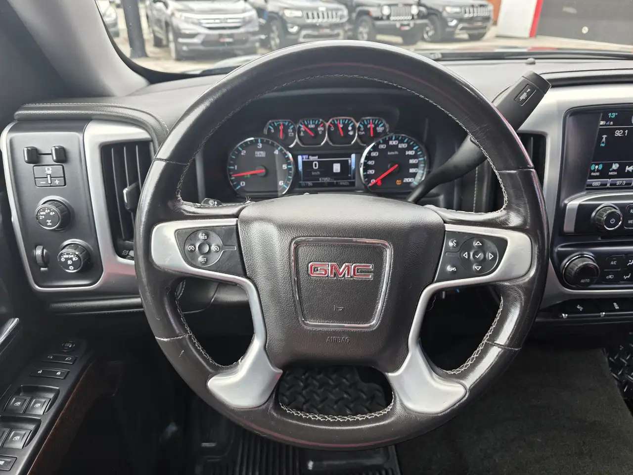 GMC Sierra 1500 photo GMC Sierra 1500