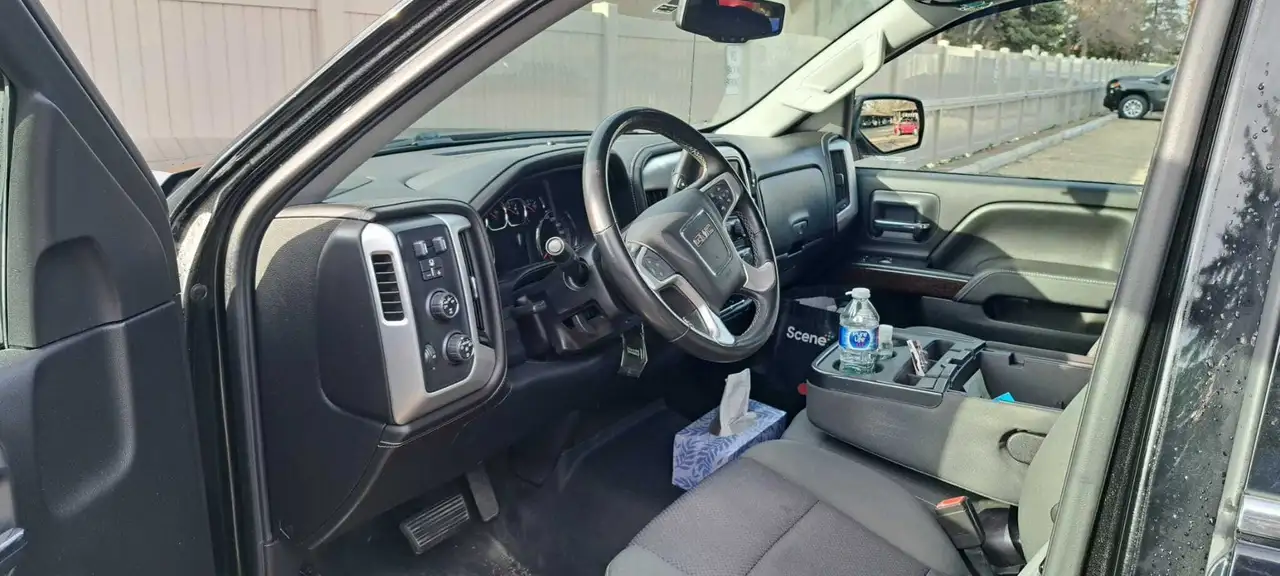 GMC Sierra 1500 photo GMC Sierra 1500