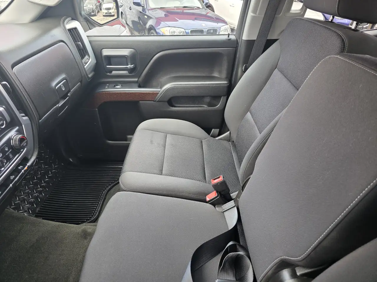 GMC Sierra 1500 photo GMC Sierra 1500
