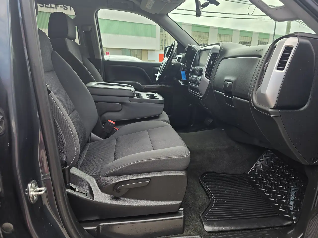 GMC Sierra 1500 photo GMC Sierra 1500