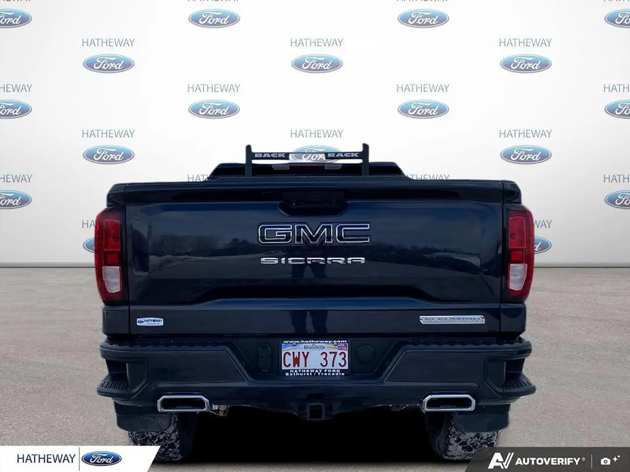 GMC Sierra 1500 photo GMC Sierra 1500