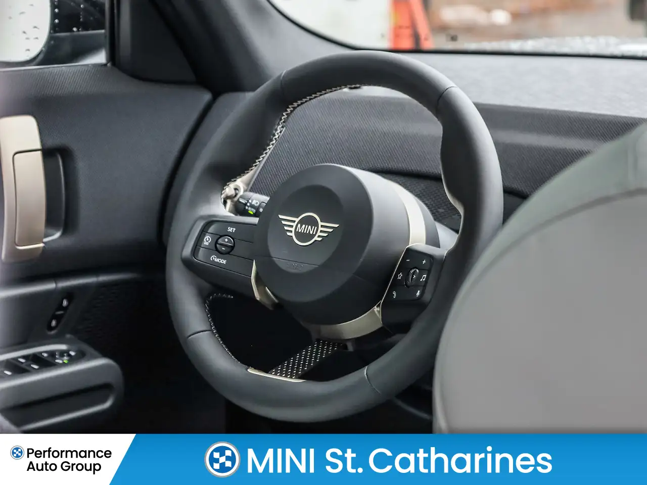 MINI Countryman photo MINI Countryman