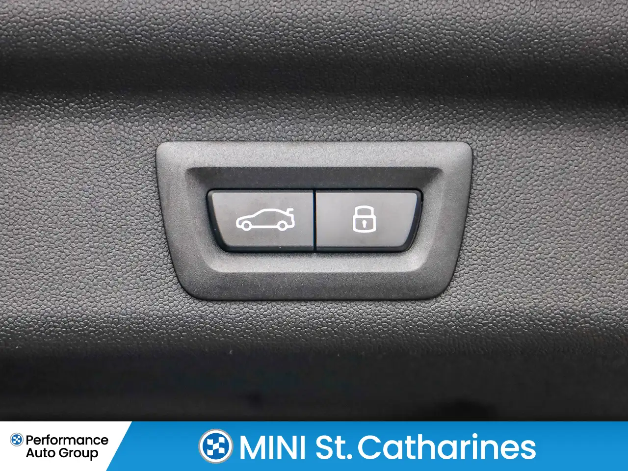 MINI Countryman photo MINI Countryman