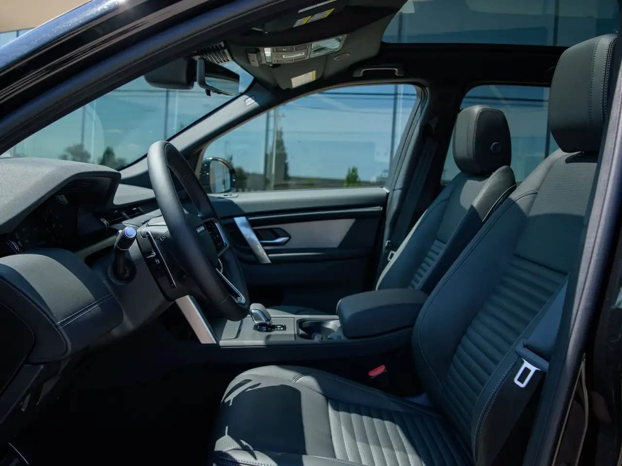 Land Rover Discovery Sport снимка Land Rover Discovery Sport