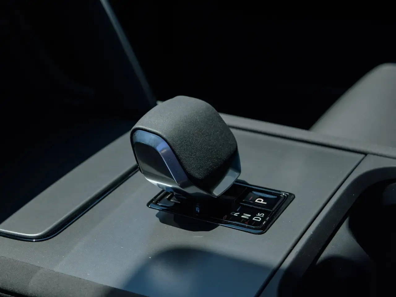 Land Rover Discovery Sport снимка Land Rover Discovery Sport