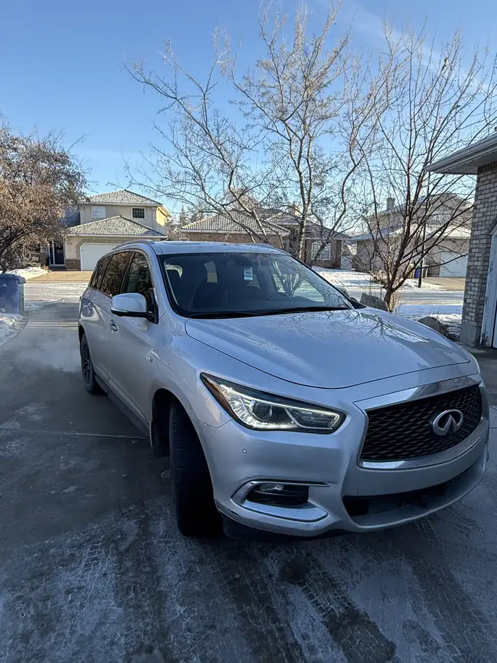 Infiniti QX60 fotografie Infiniti QX60