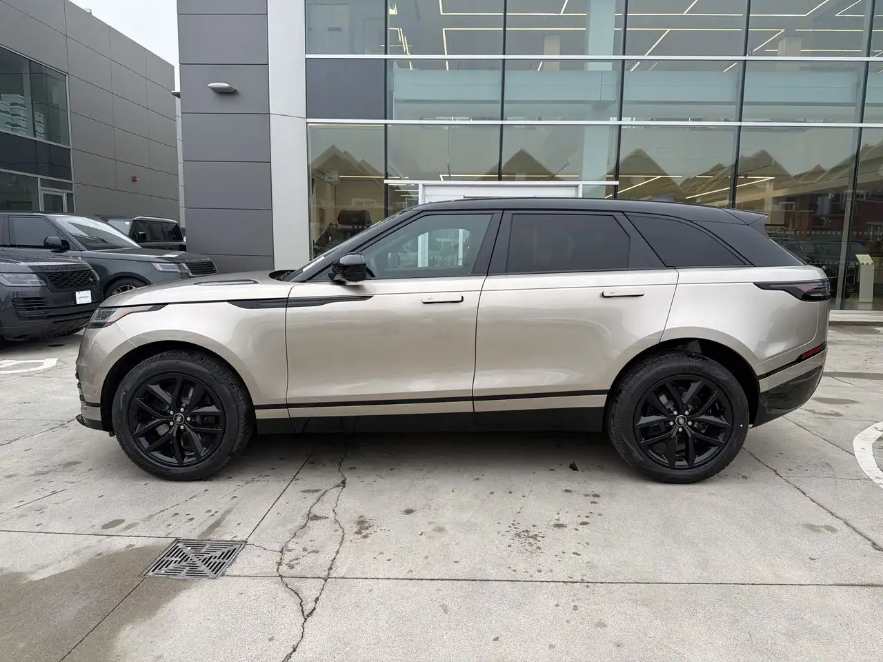 Land Rover Range Rover Velar снимка Land Rover Range Rover Velar