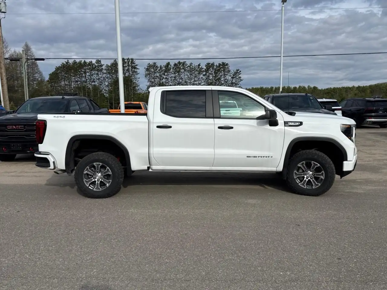 GMC Sierra 1500 снимка GMC Sierra 1500