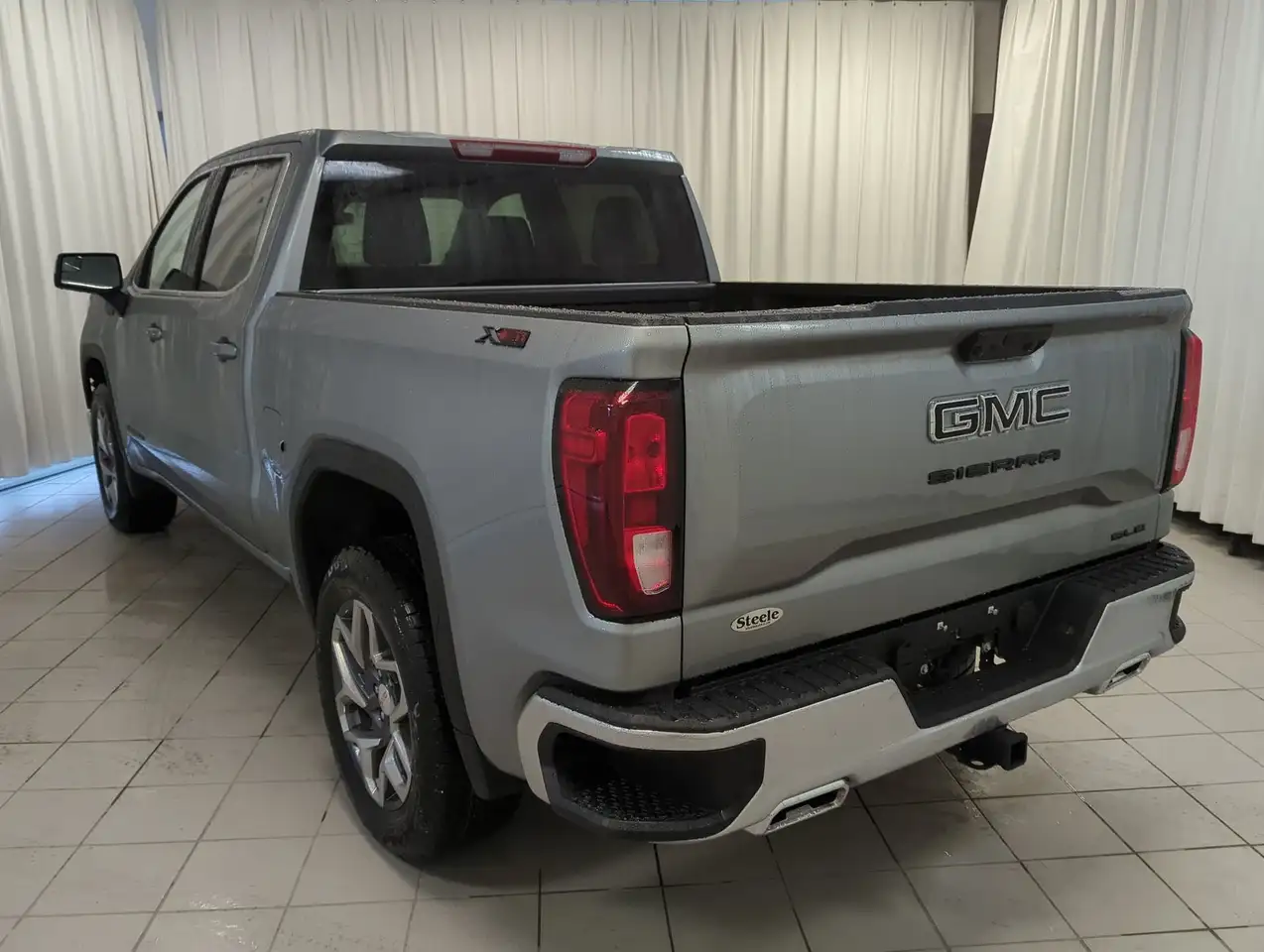 GMC Sierra 1500 снимка GMC Sierra 1500