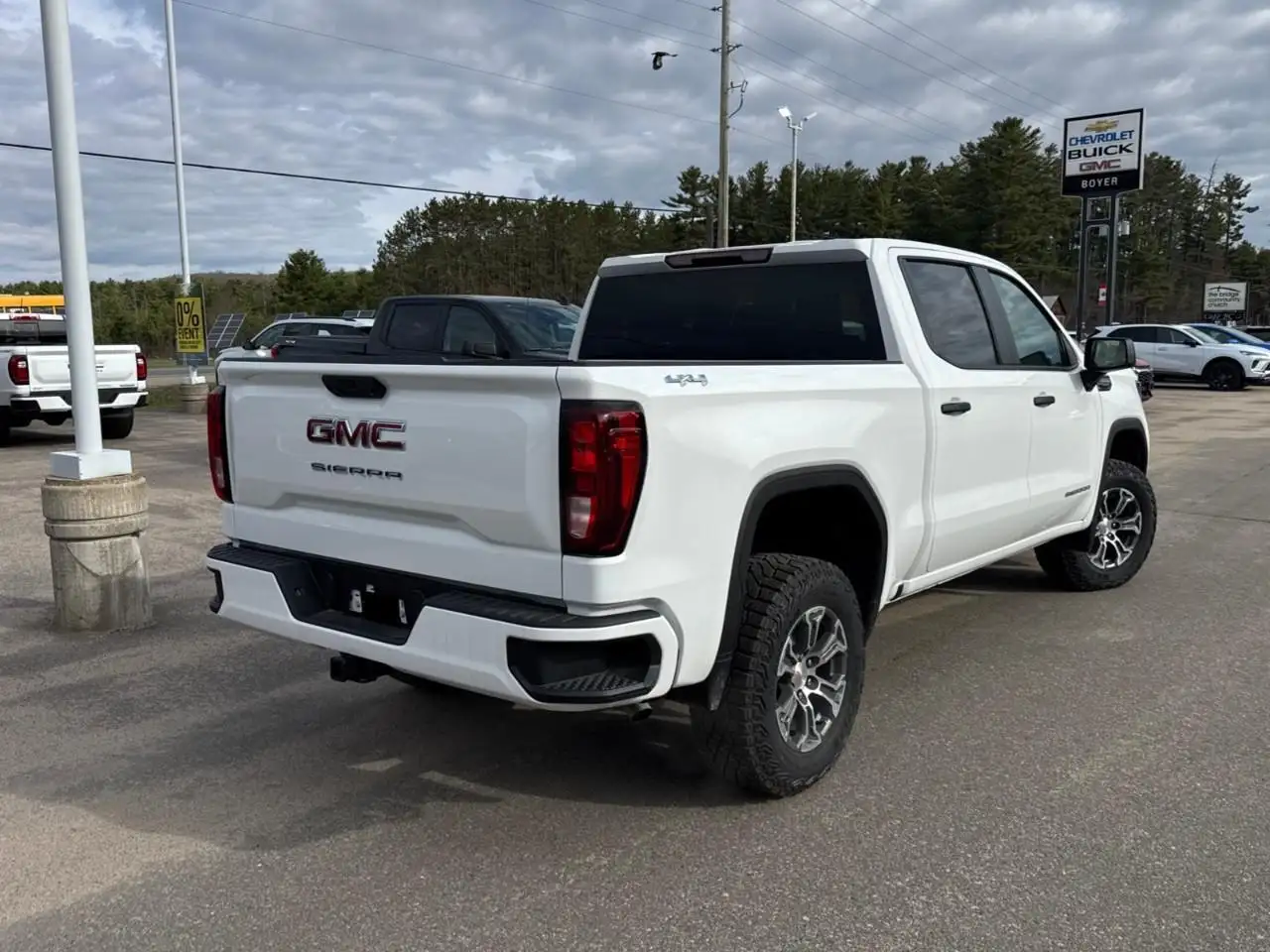 GMC Sierra 1500 снимка GMC Sierra 1500