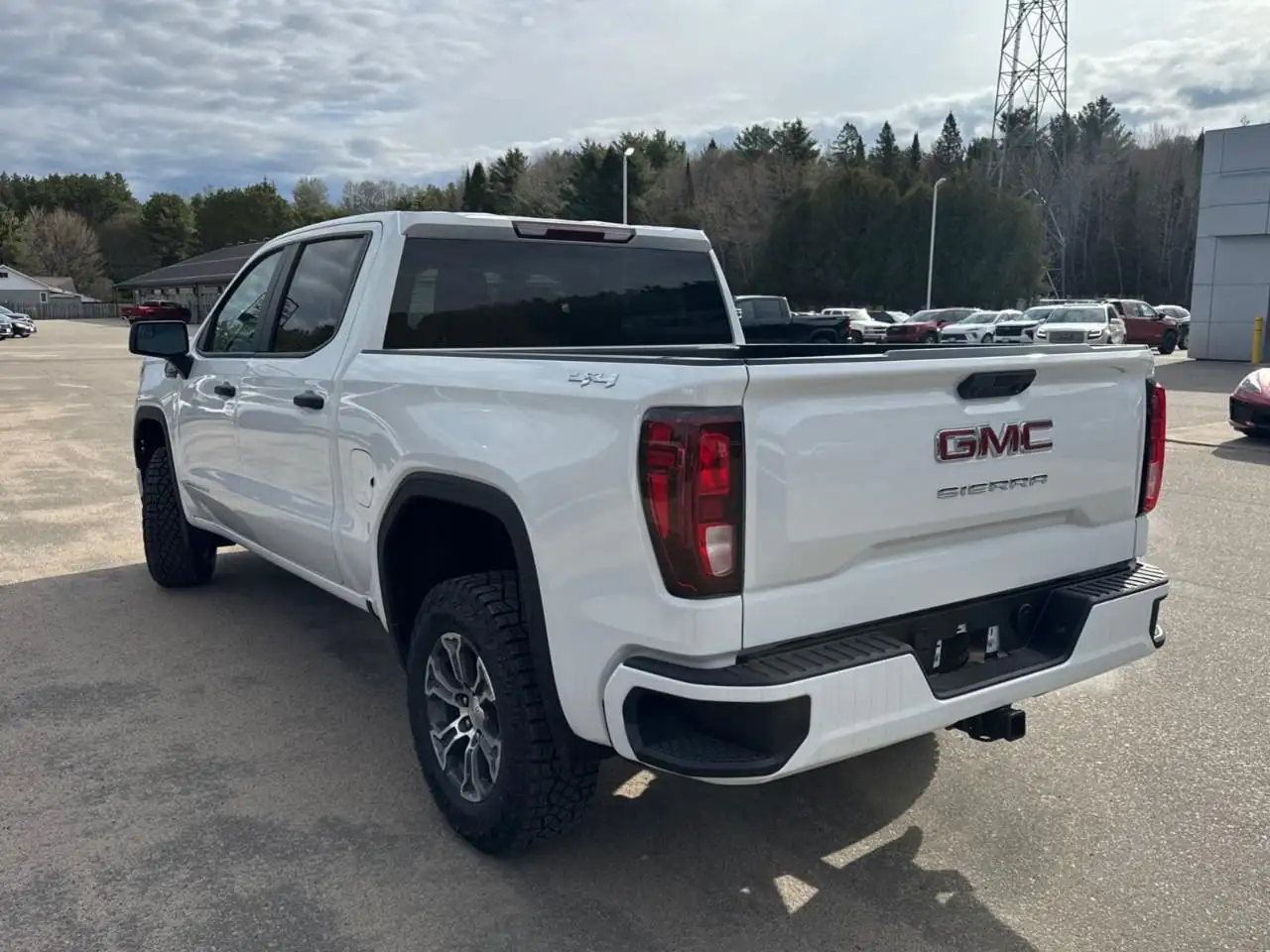 GMC Sierra 1500 снимка GMC Sierra 1500