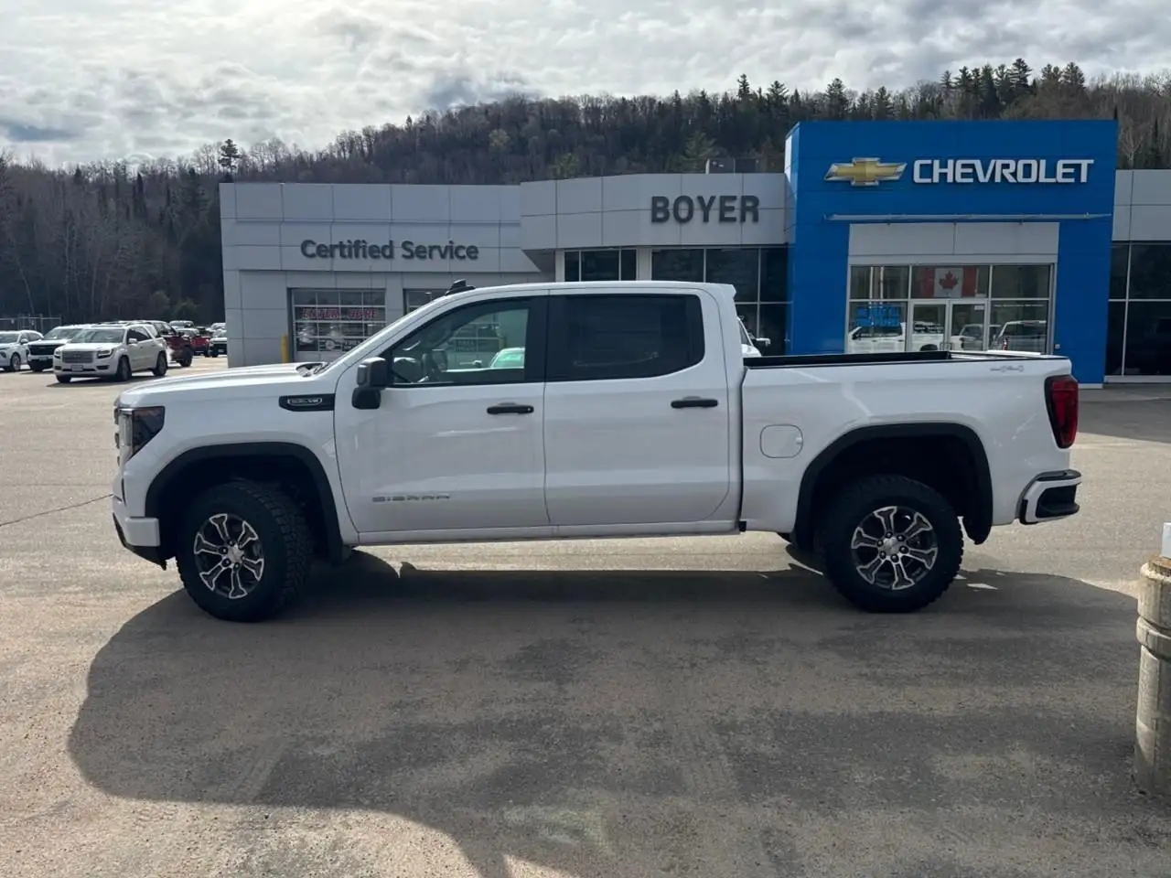 GMC Sierra 1500 снимка GMC Sierra 1500
