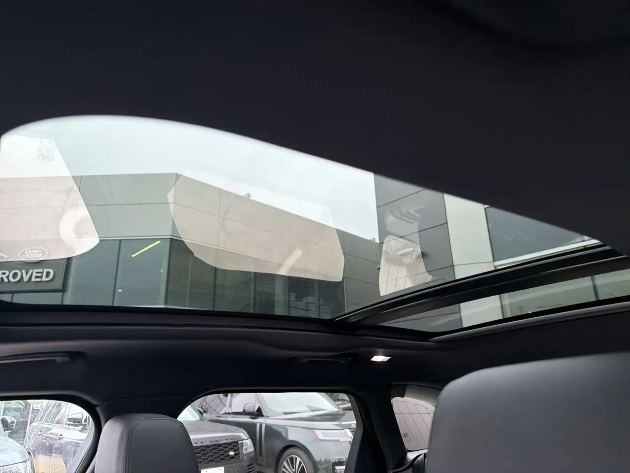 Land Rover Range Rover Velar снимка Land Rover Range Rover Velar