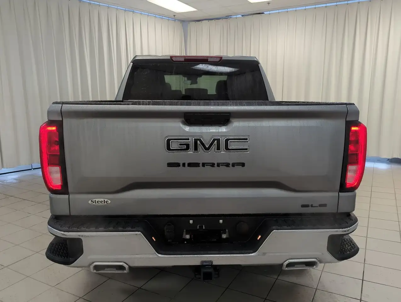 GMC Sierra 1500 снимка GMC Sierra 1500