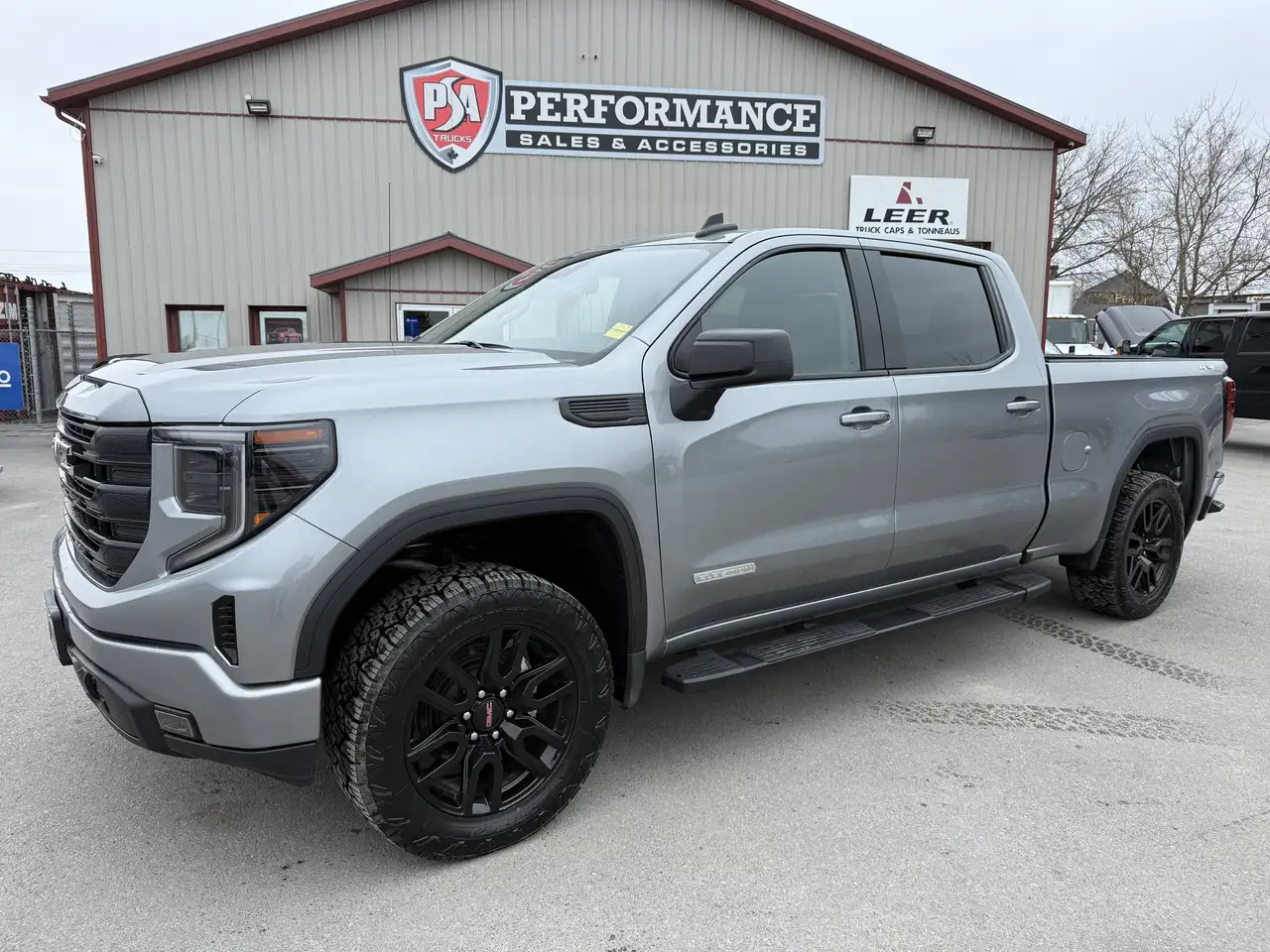 GMC Sierra 1500 снимка GMC Sierra 1500