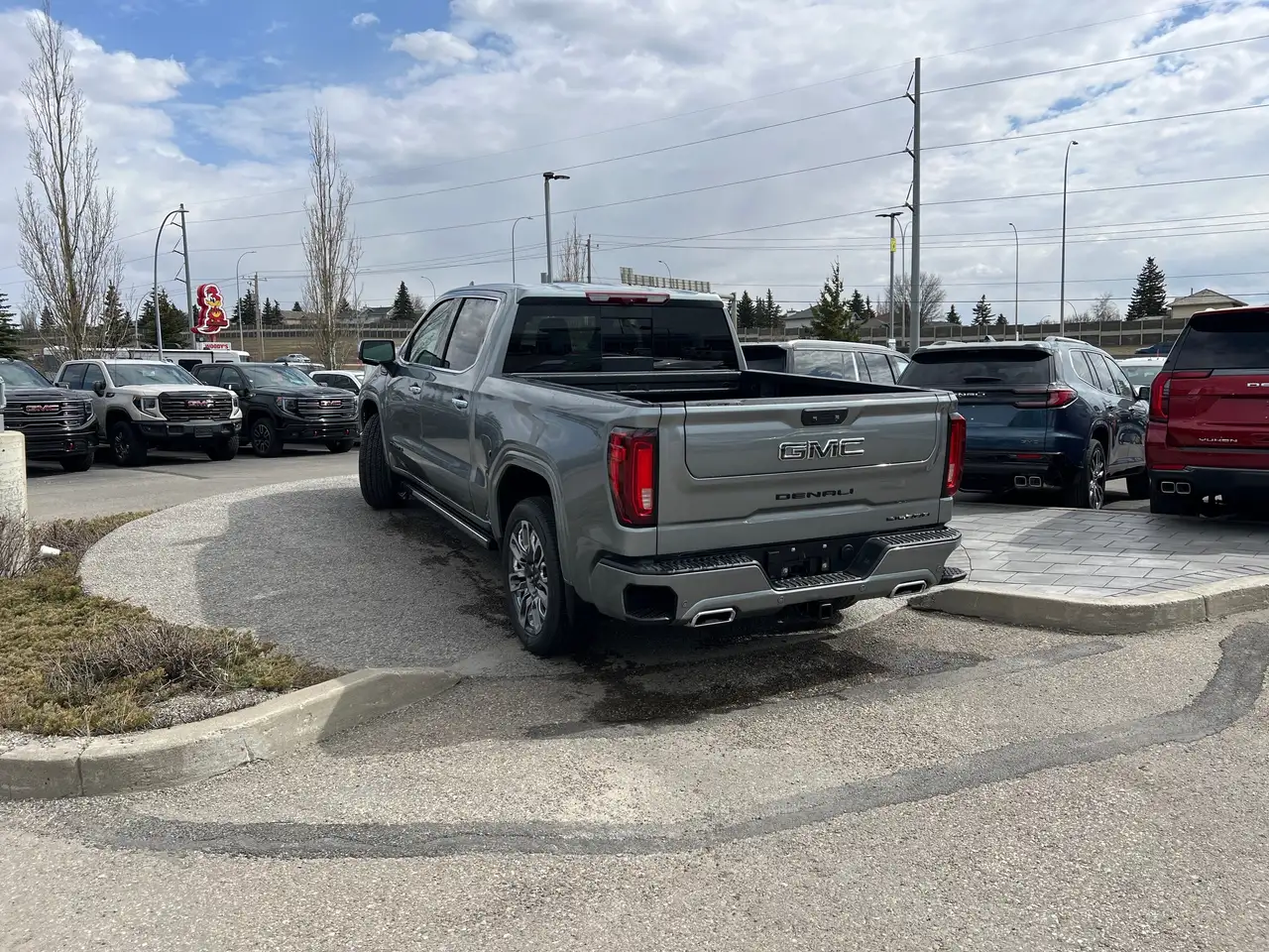 GMC Sierra 1500 снимка GMC Sierra 1500