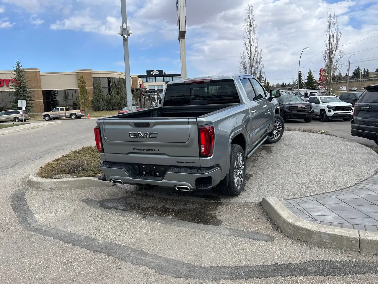 GMC Sierra 1500 снимка GMC Sierra 1500