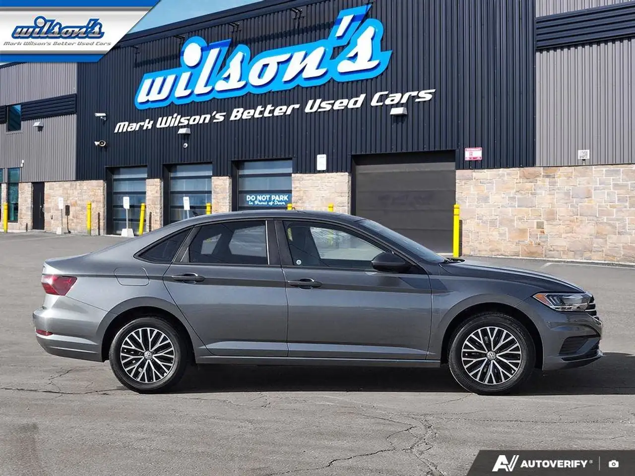 Volkswagen Jetta снимка Volkswagen Jetta