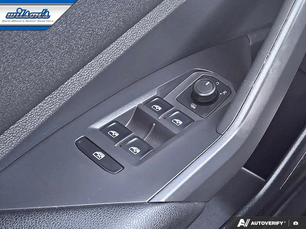 Volkswagen Jetta снимка Volkswagen Jetta