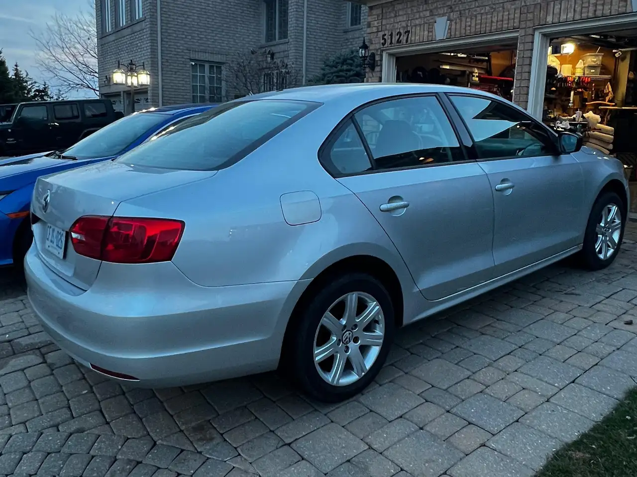 Volkswagen Jetta photo Volkswagen Jetta