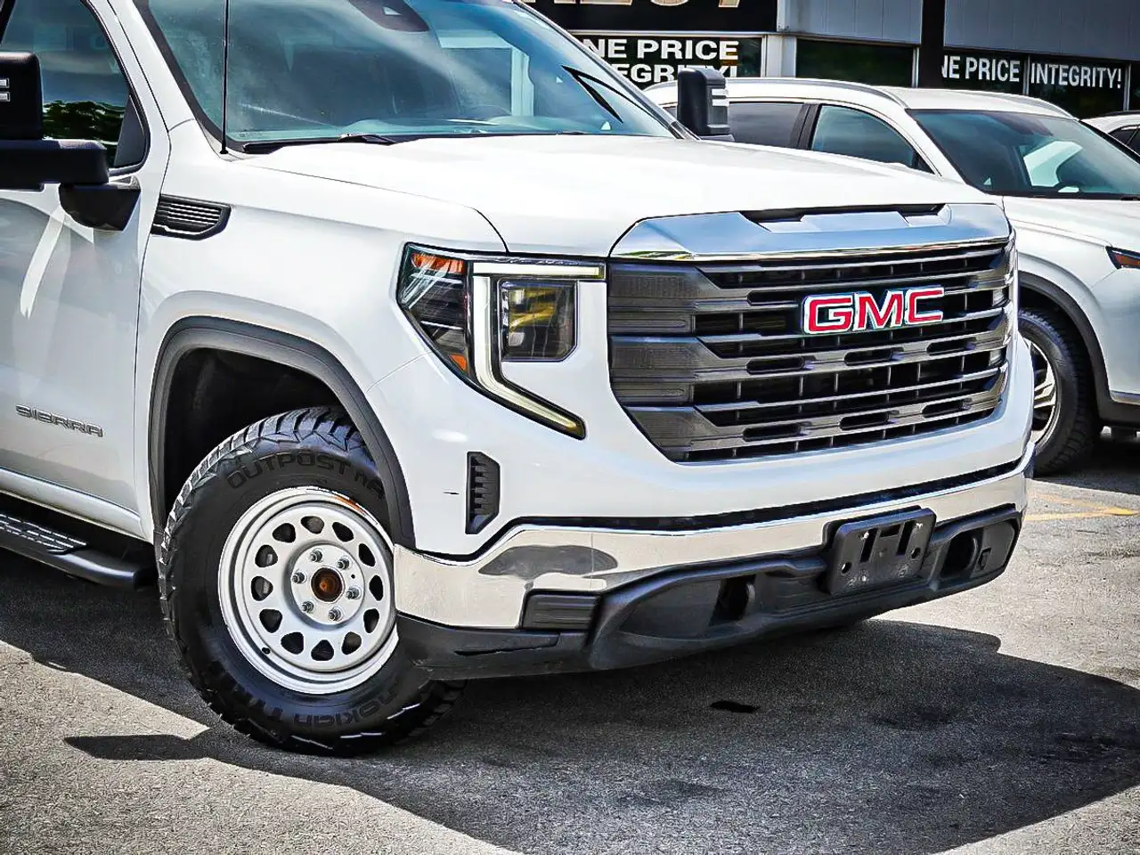 GMC Sierra 1500 photo GMC Sierra 1500