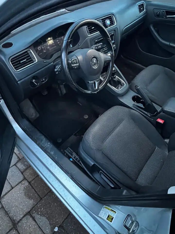 Volkswagen Jetta photo Volkswagen Jetta