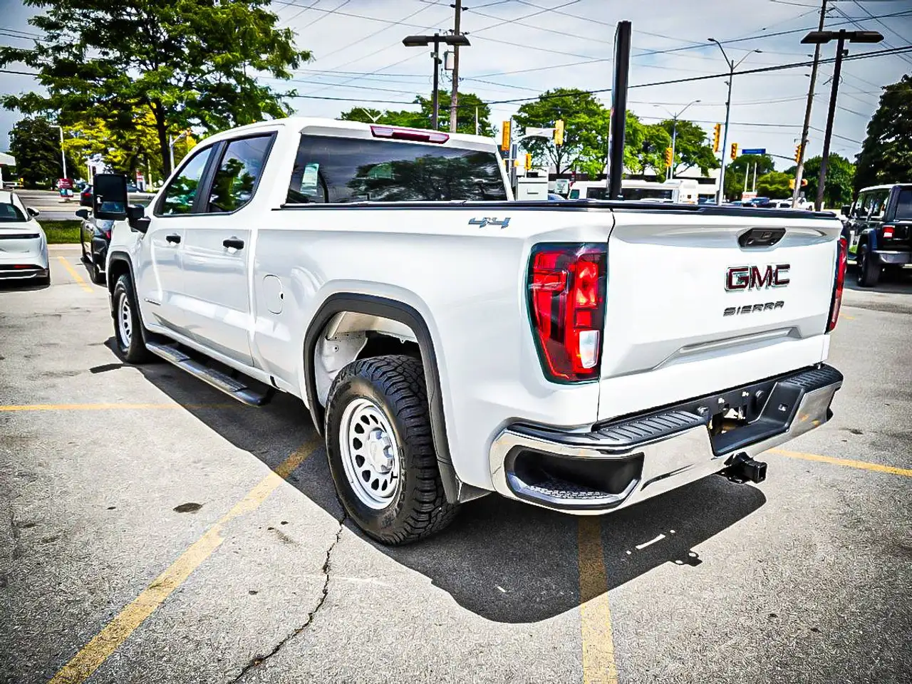 GMC Sierra 1500 photo GMC Sierra 1500