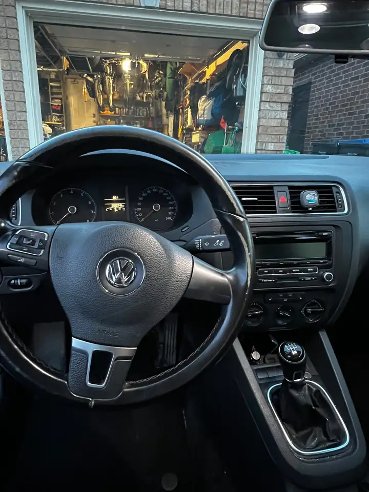 Volkswagen Jetta photo Volkswagen Jetta