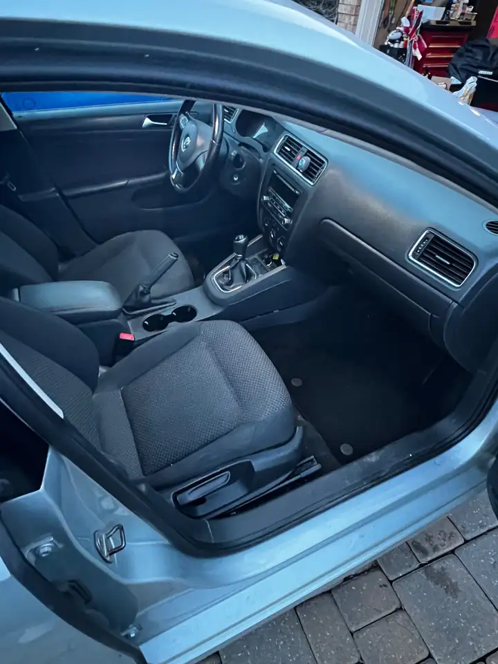 Volkswagen Jetta photo Volkswagen Jetta