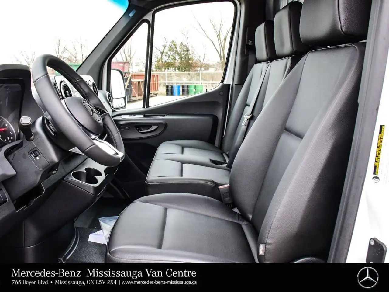 Mercedes-Benz Sprinter снимка Mercedes-Benz Sprinter