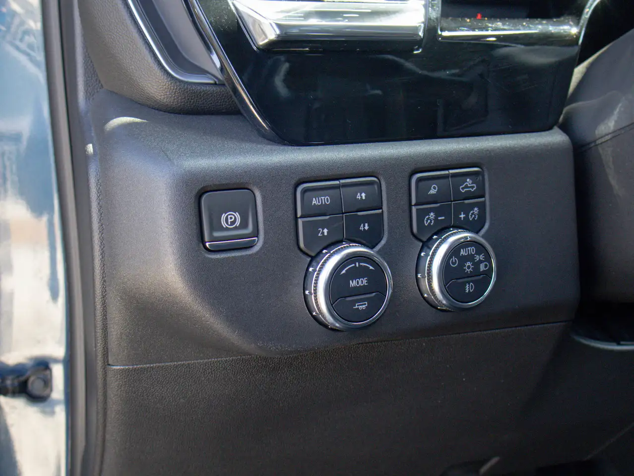 GMC Sierra 1500 photo GMC Sierra 1500