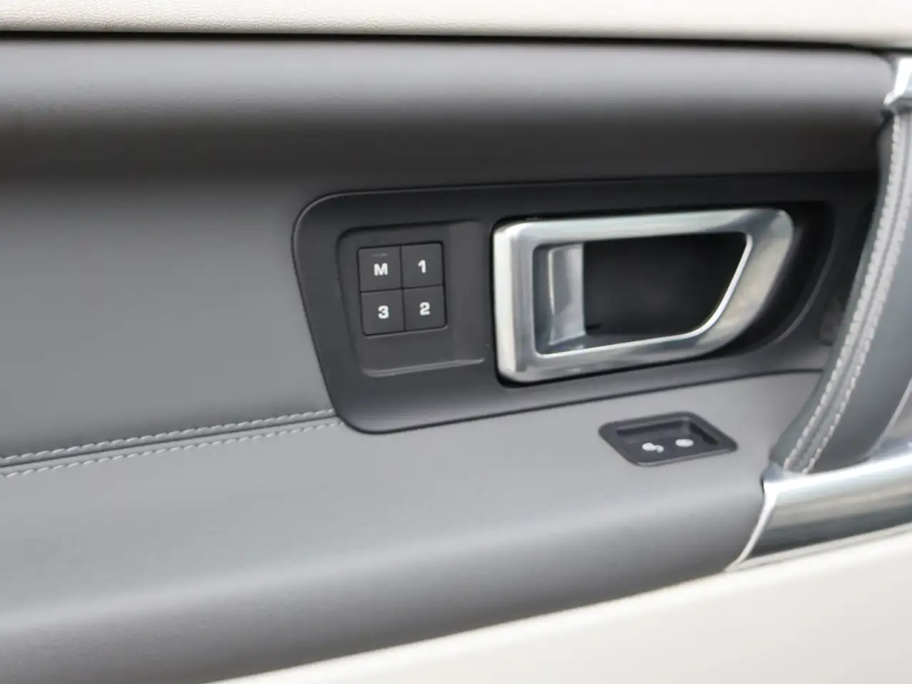 Land Rover Discovery Sport fotografie Land Rover Discovery Sport