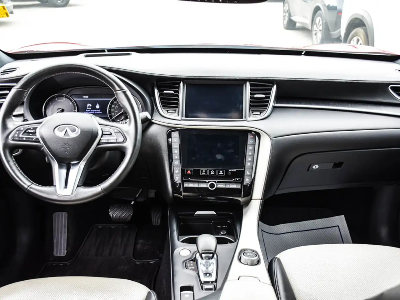 Infiniti QX55 снимка Infiniti QX55