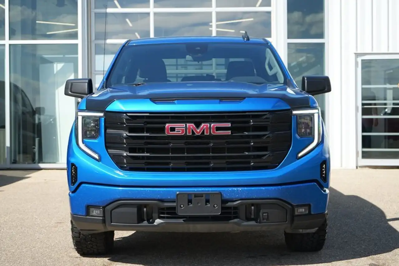 GMC Sierra 1500 photo GMC Sierra 1500