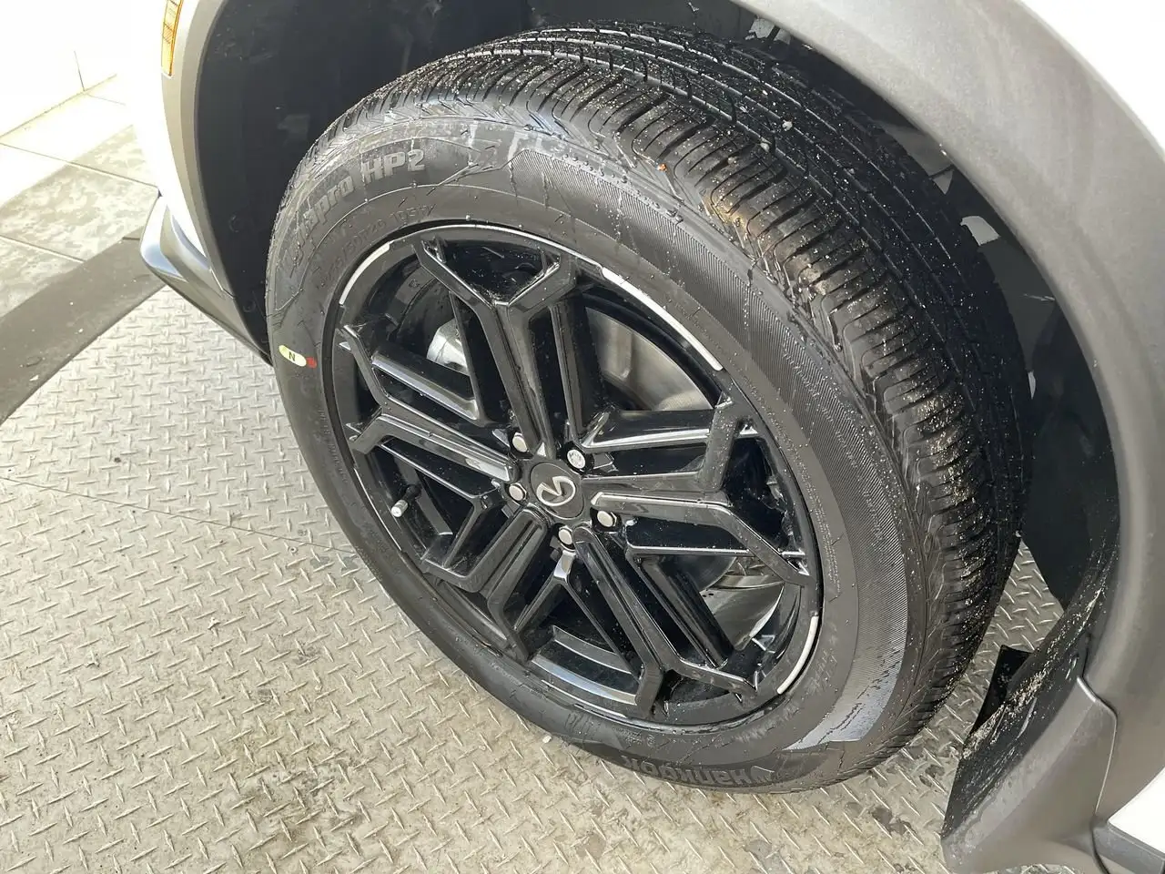 Infiniti QX60 снимка Infiniti QX60