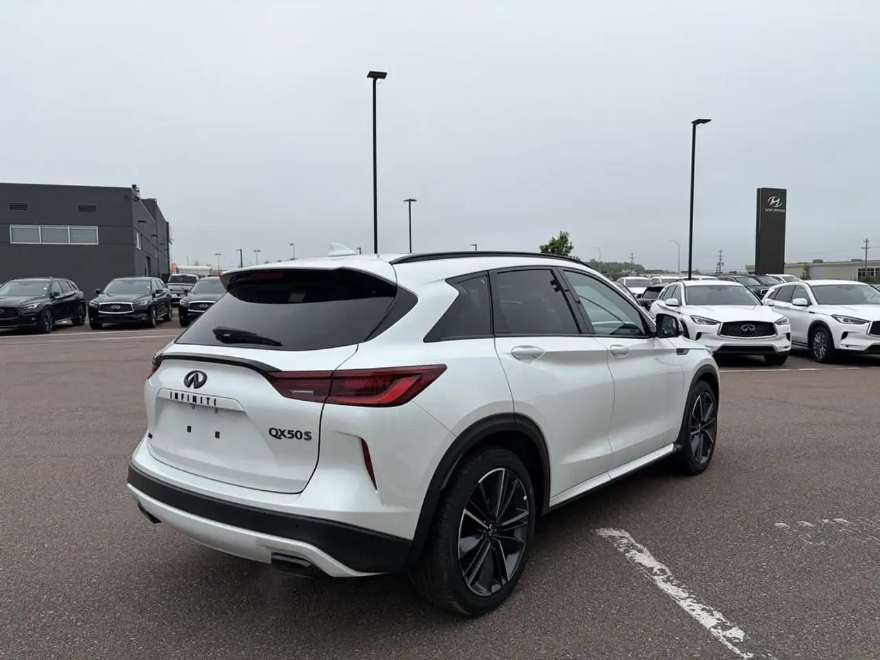 Infiniti QX50 photo Infiniti QX50