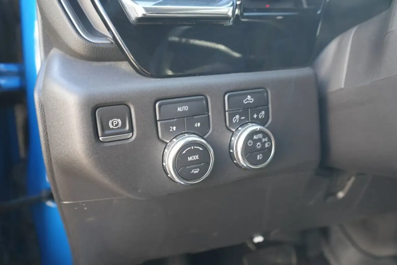 GMC Sierra 1500 photo GMC Sierra 1500