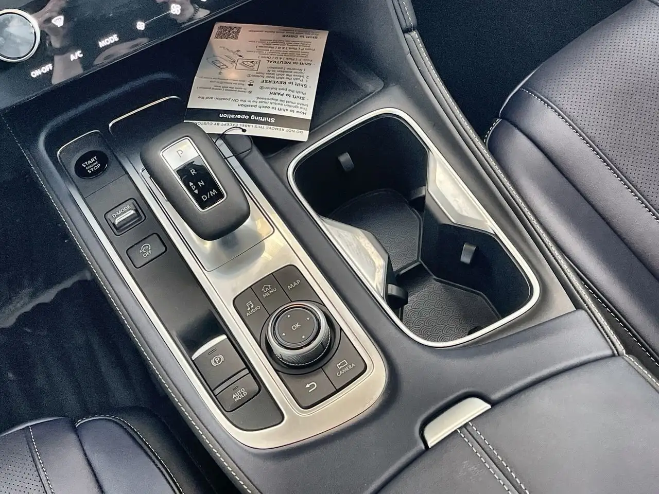 Infiniti QX60 снимка Infiniti QX60