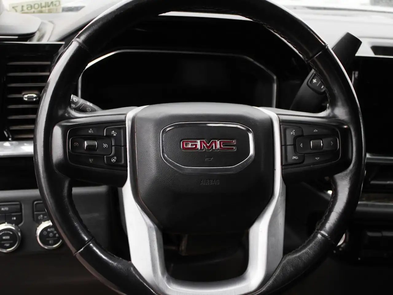 GMC Sierra 1500 photo GMC Sierra 1500