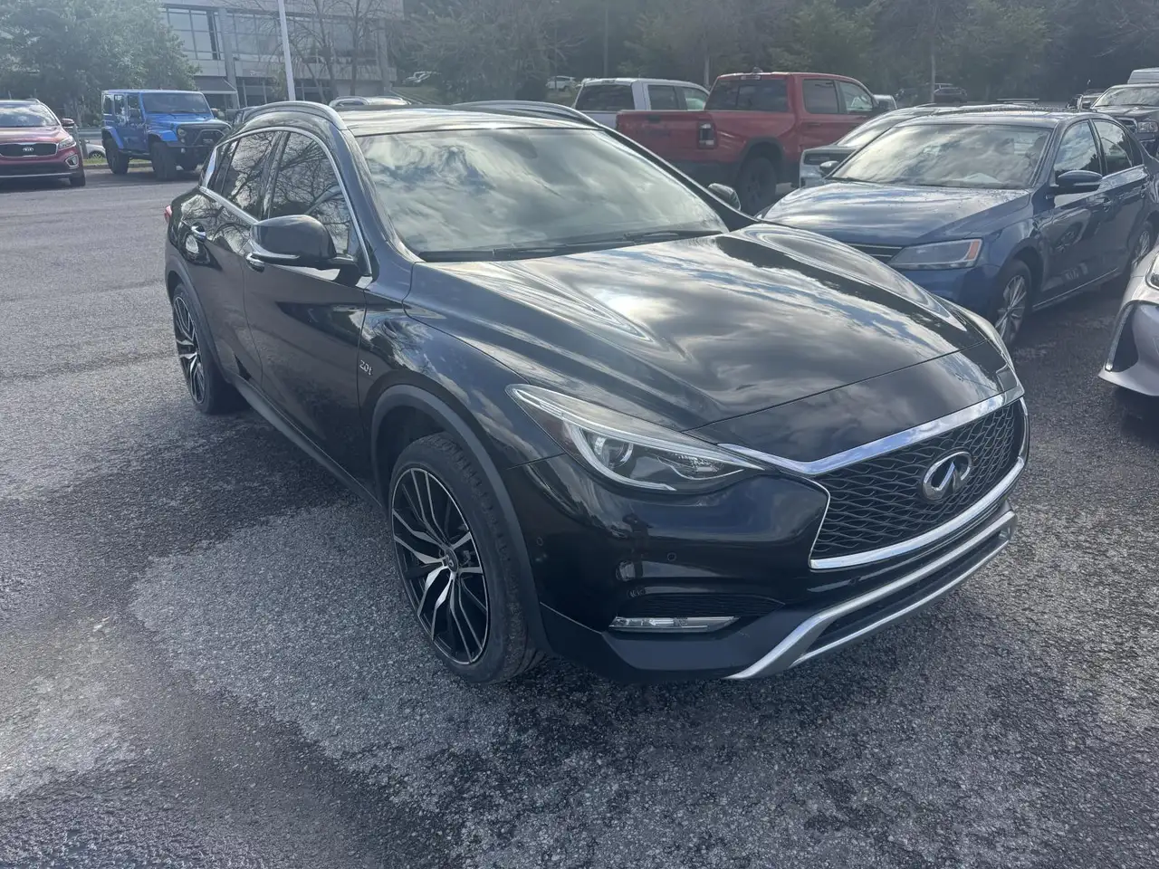 Infiniti QX30 fotografie Infiniti QX30