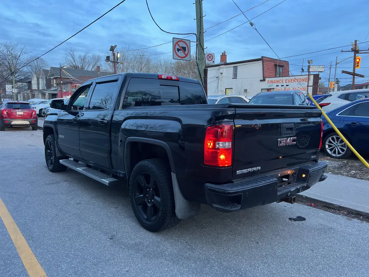 GMC Sierra 1500 снимка GMC Sierra 1500
