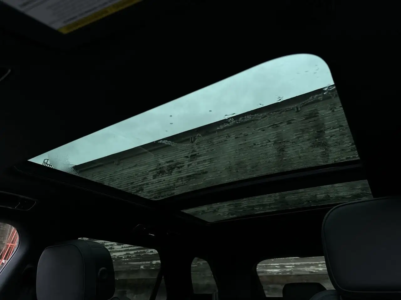 Land Rover Range Rover Sport снимка Land Rover Range Rover Sport