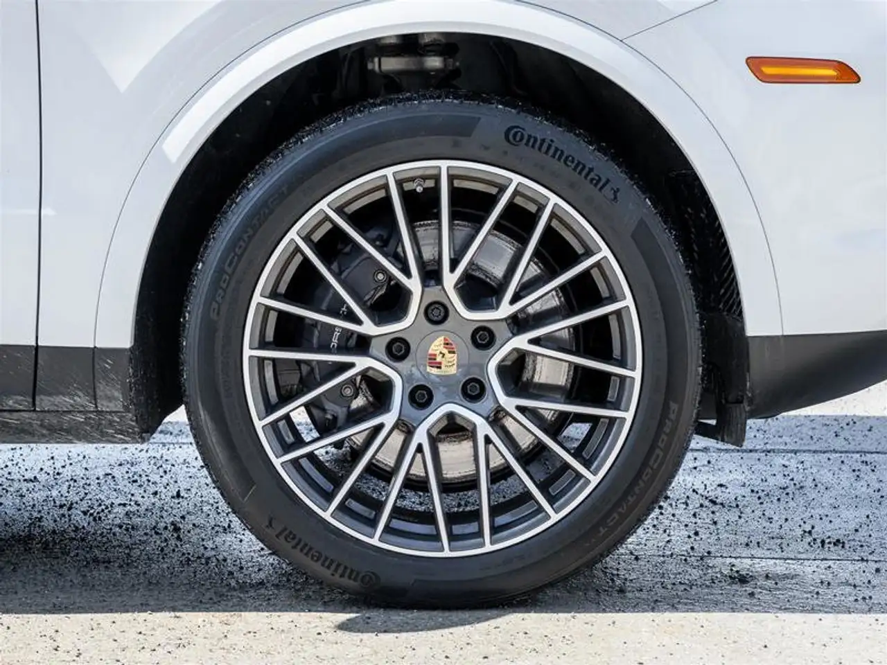 Porsche Cayenne снимка Porsche Cayenne