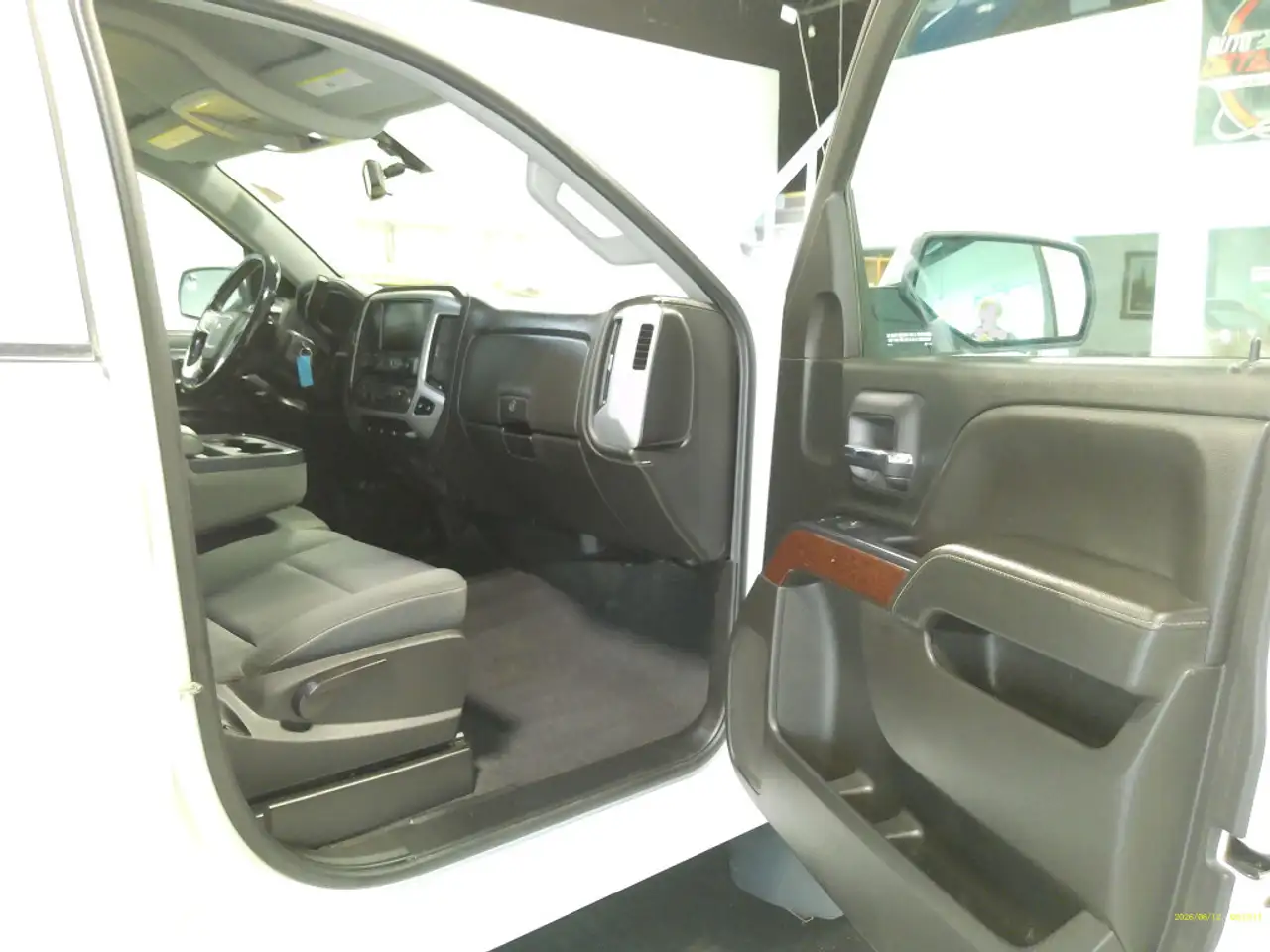 GMC Sierra 1500 снимка GMC Sierra 1500