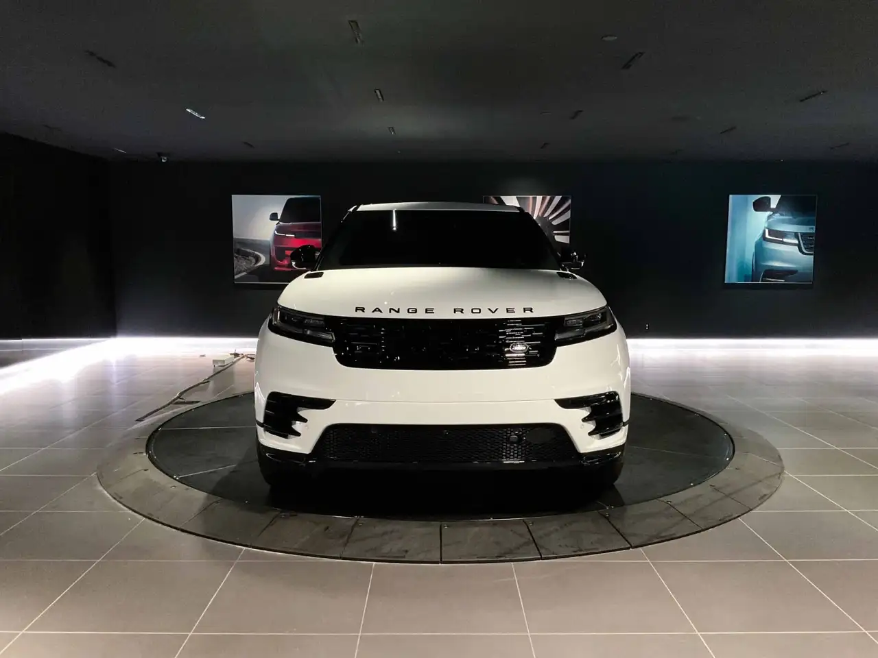 Land Rover Range Rover Velar снимка Land Rover Range Rover Velar