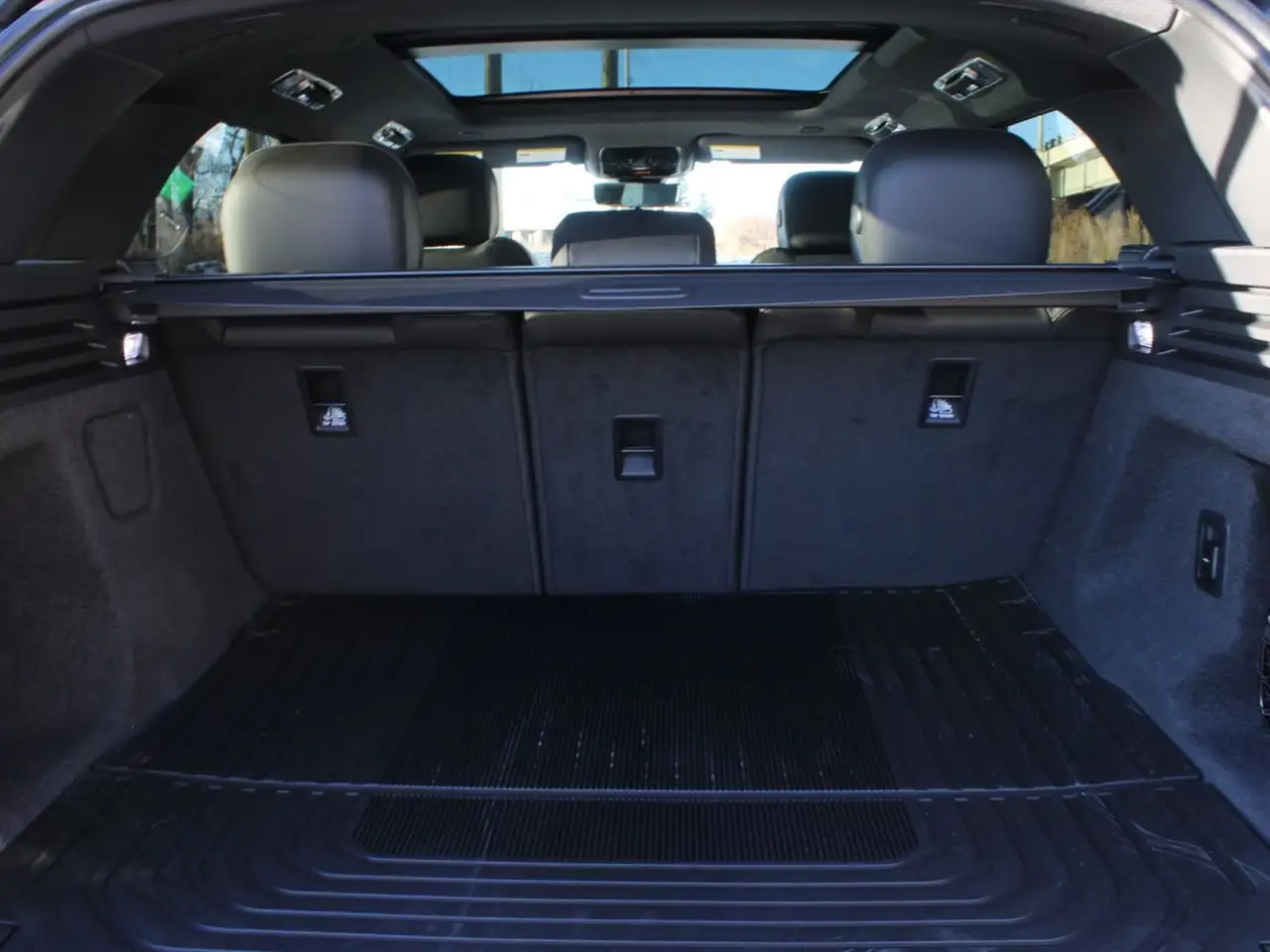 Land Rover Range Rover Sport снимка Land Rover Range Rover Sport
