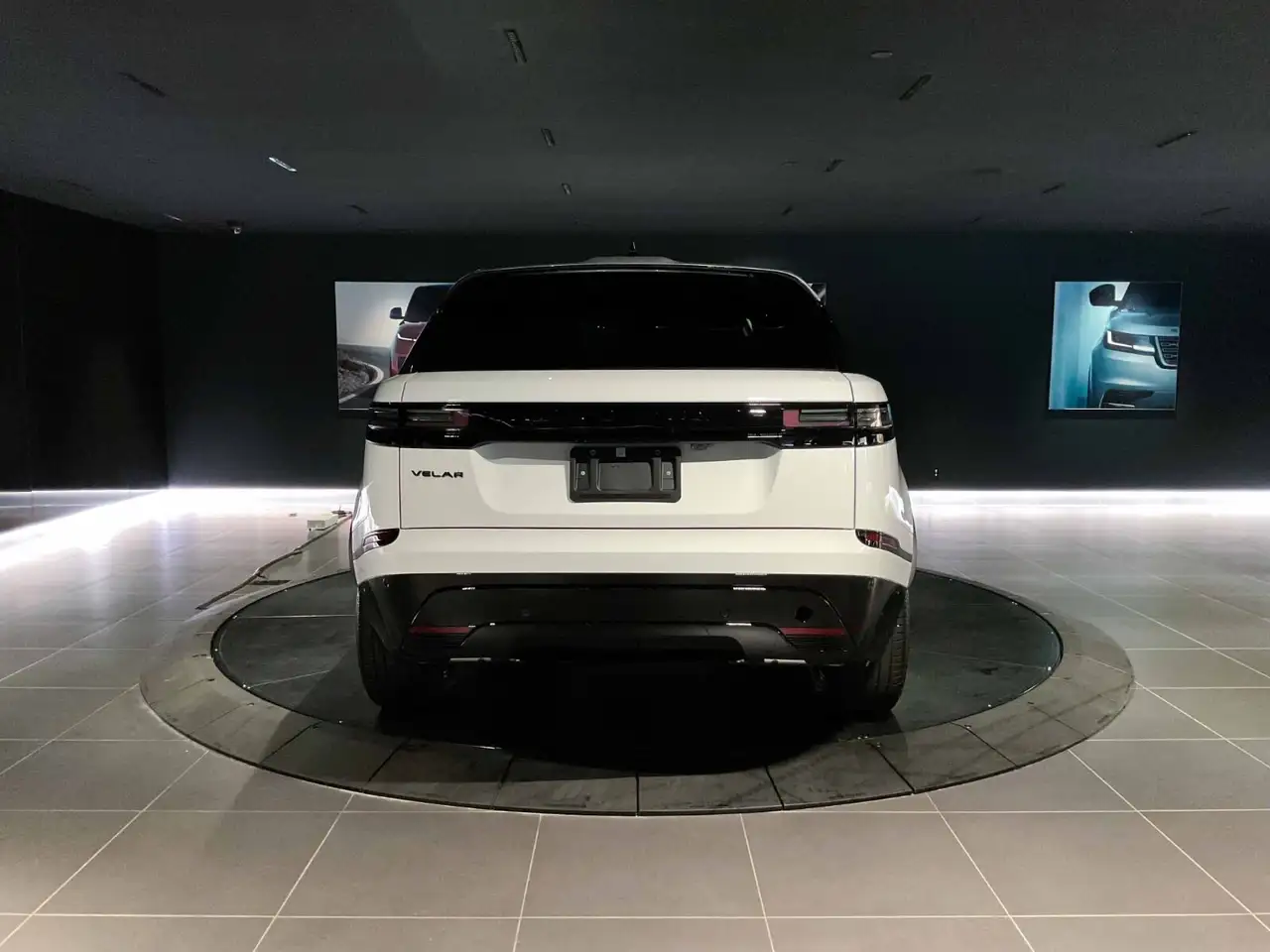 Land Rover Range Rover Velar снимка Land Rover Range Rover Velar