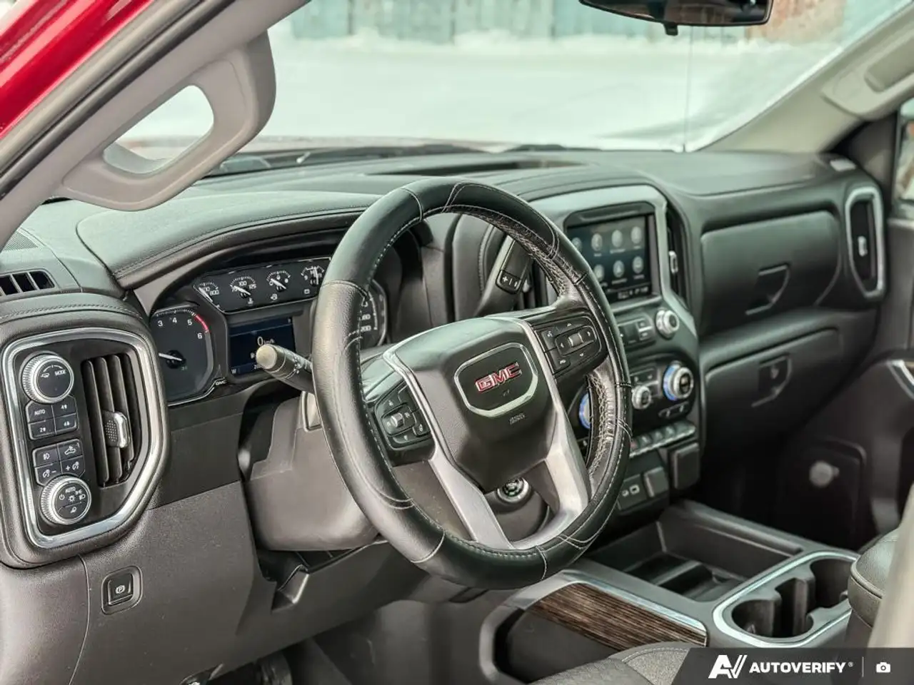GMC Sierra 1500 снимка GMC Sierra 1500