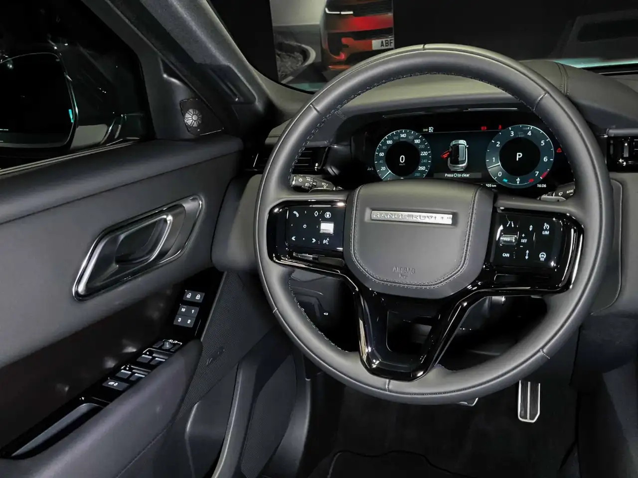 Land Rover Range Rover Velar снимка Land Rover Range Rover Velar